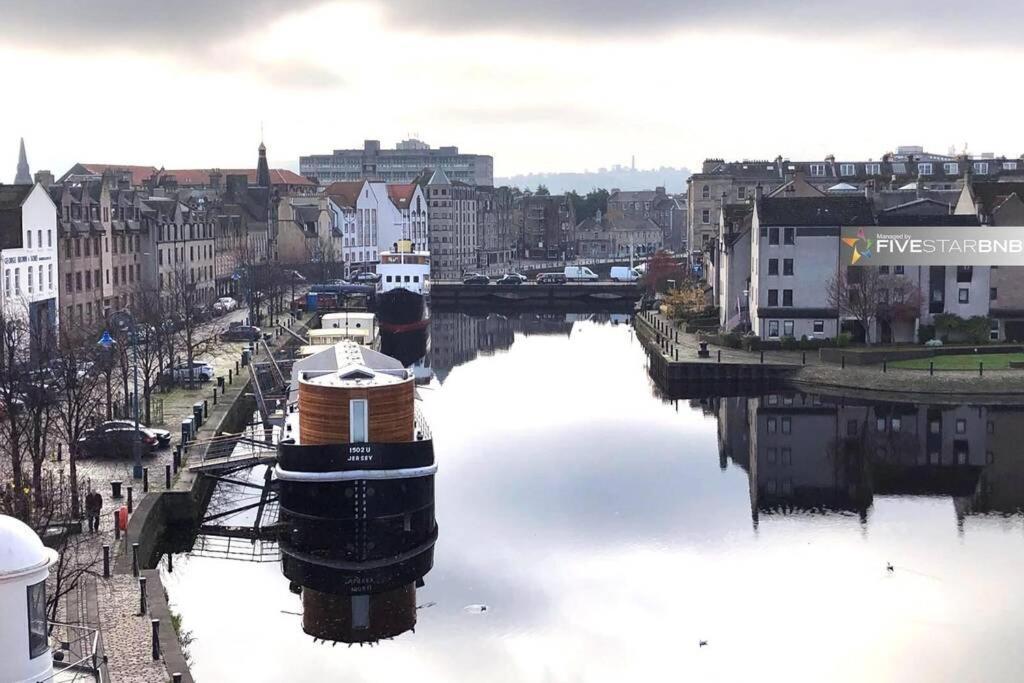 Waterfront Living In Leith With Free Parking! Lägenhet Edinburg Exteriör bild